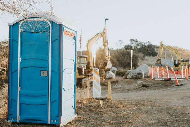 Best Portable restroom trailer rental  in Fort Wayne, IN
